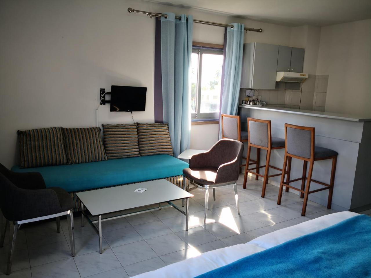 Lobelia Apartments Limassol Ngoại thất bức ảnh