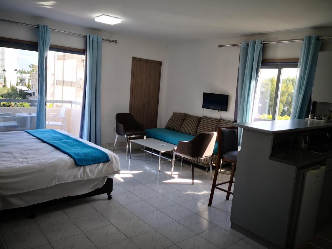 Lobelia Apartments Limassol Ngoại thất bức ảnh