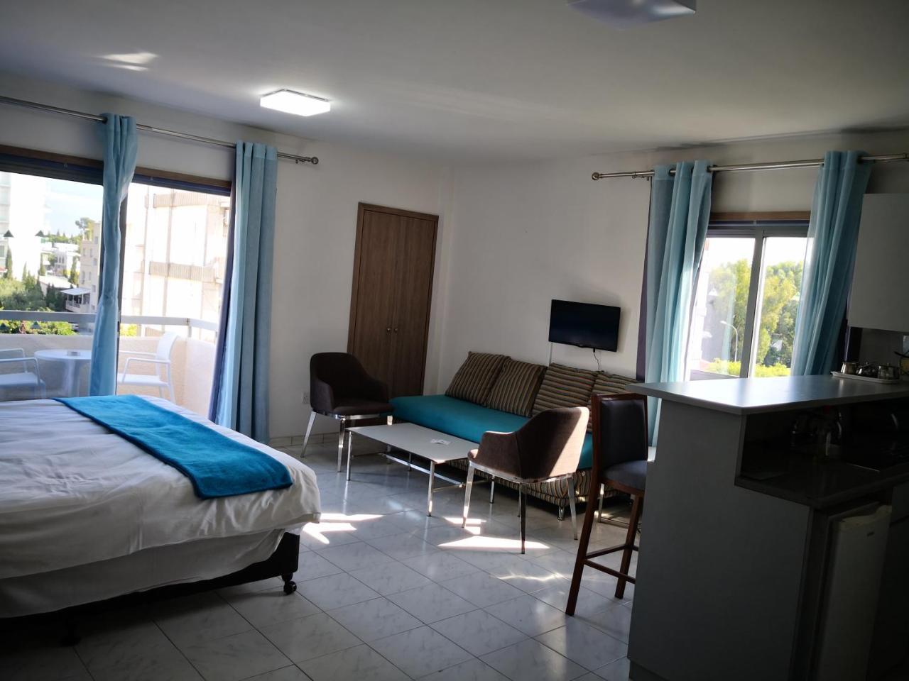 Lobelia Apartments Limassol Ngoại thất bức ảnh