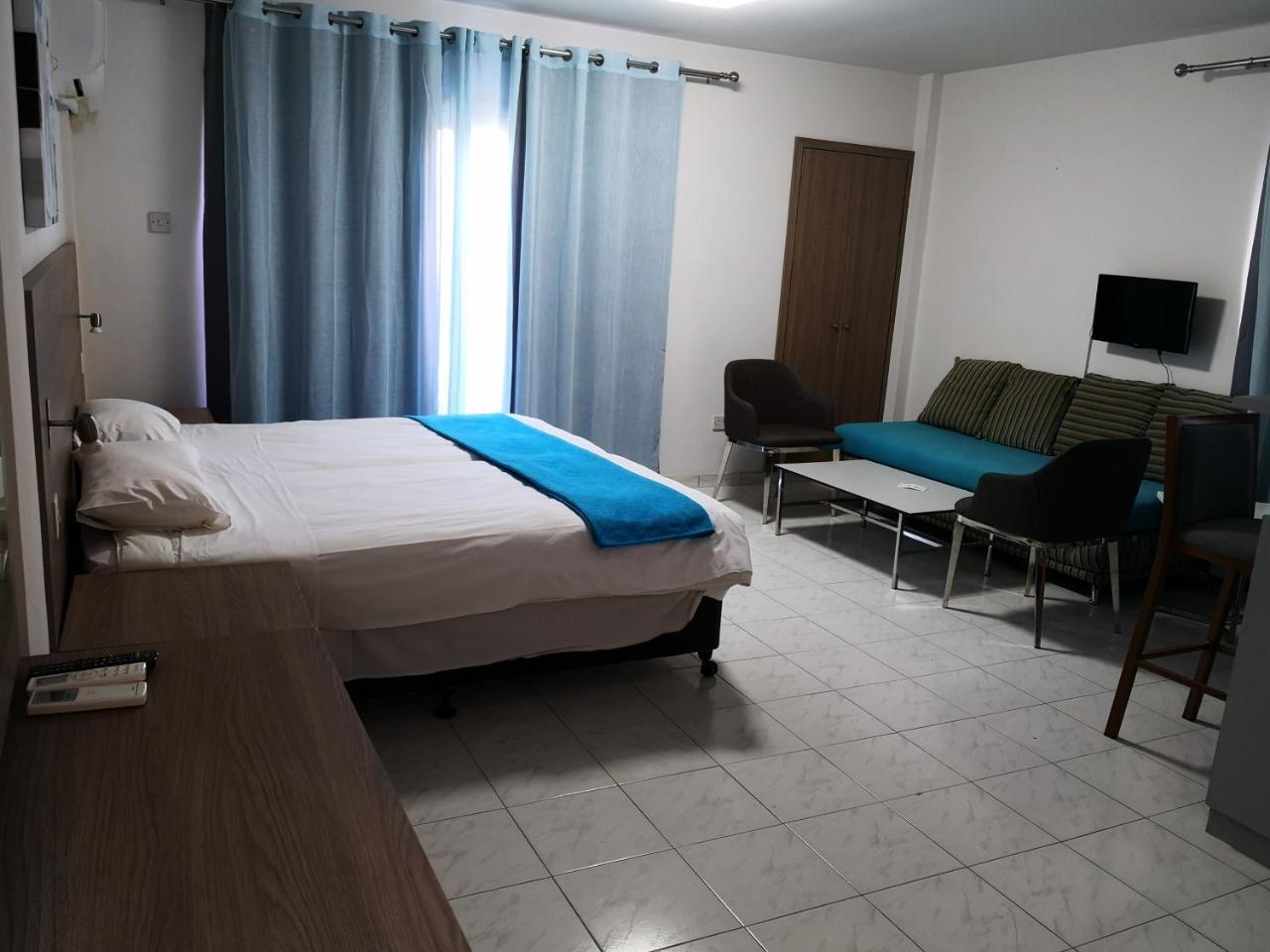 Lobelia Apartments Limassol Ngoại thất bức ảnh