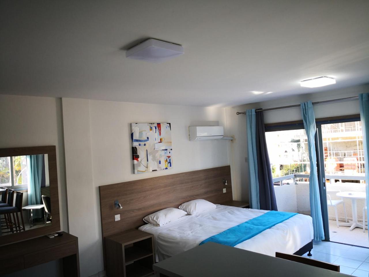 Lobelia Apartments Limassol Ngoại thất bức ảnh