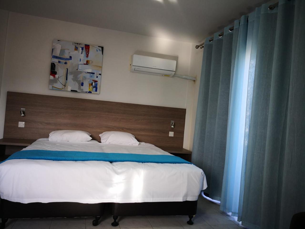 Lobelia Apartments Limassol Ngoại thất bức ảnh