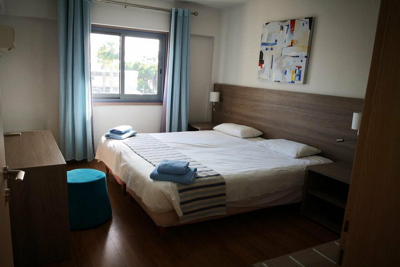 Lobelia Apartments Limassol Ngoại thất bức ảnh